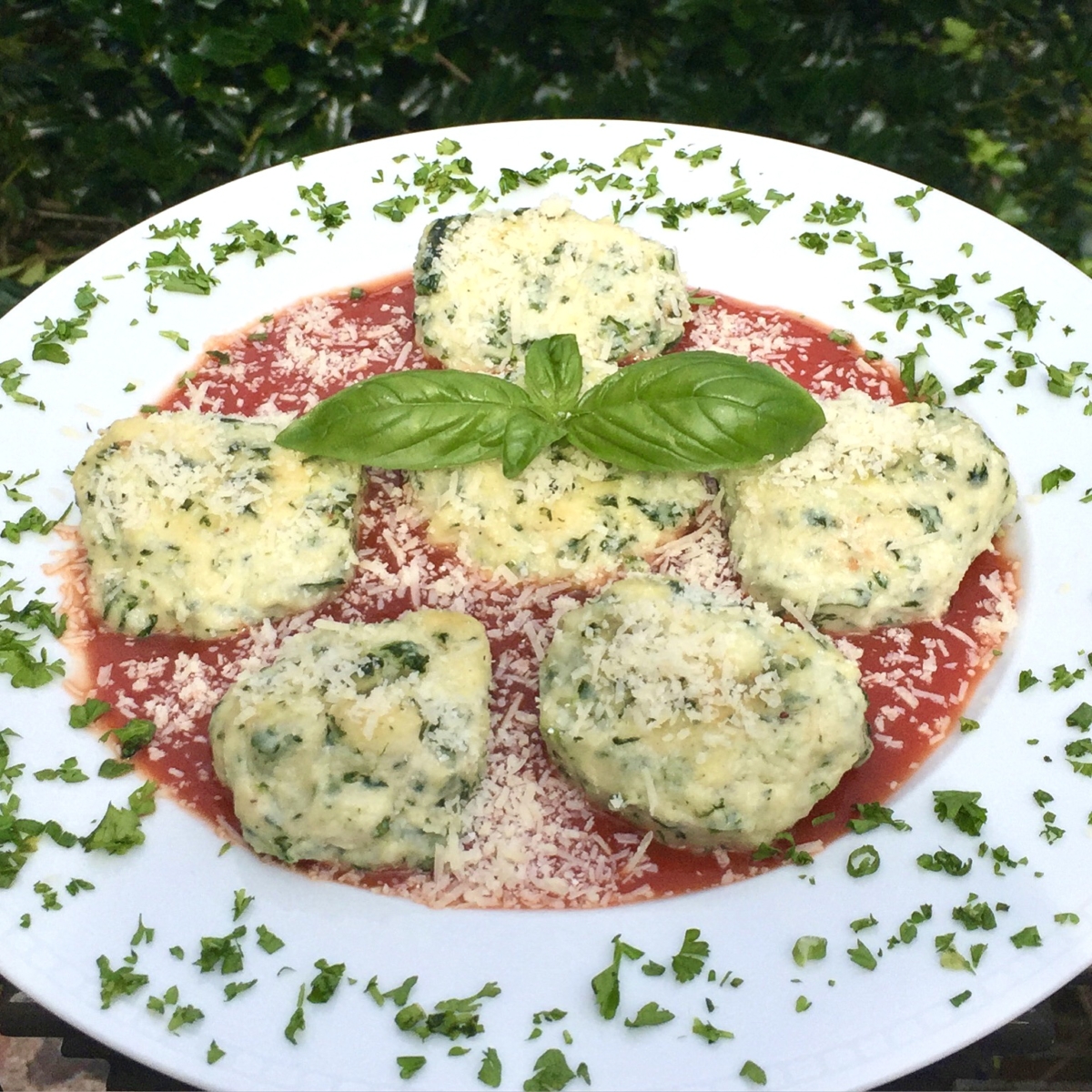 Spinach Ricotta Gnocchi – Leave it to Bubbe